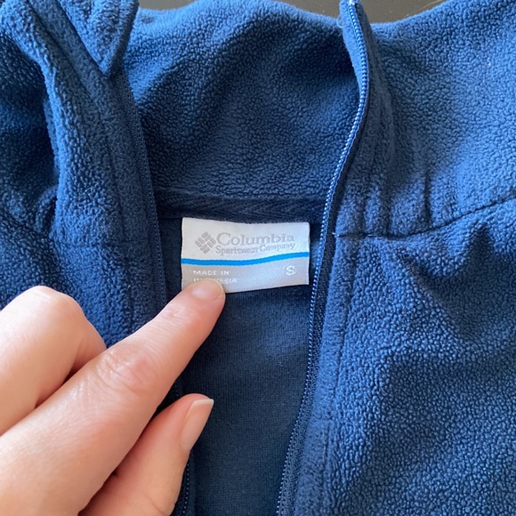 Columbia Navy Long Sleeve Fleece - Picture 2 of 5